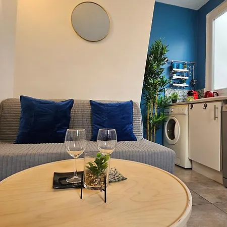 Renove Parisien En Plein Coeur De L'ile Saint-louis Juste En Face De Notre-dame ! Appartamento *